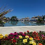 Manolya Otel 3*