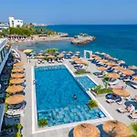 Otel Manolya Lapta