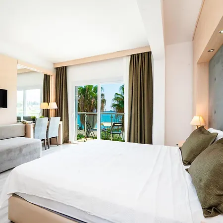 Hotel Manolya 3*