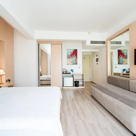 Manolya Hotel Lapithos (Northern Cyprus)