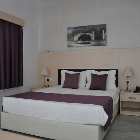 Hotel Manolya Lapithos (Northern Cyprus)