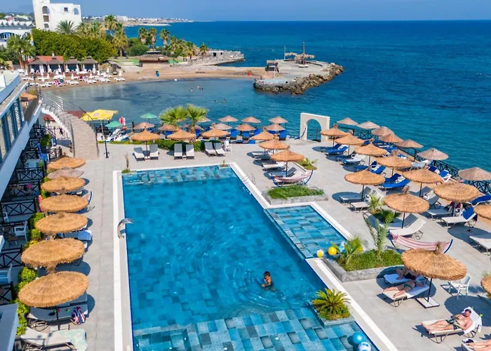 Hotel Manolya Lapithos (Northern Cyprus)