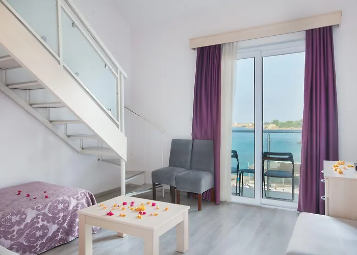 Manolya Lapithos (Northern Cyprus)