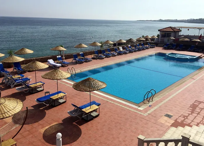 Manolya Lapithos (Northern Cyprus)