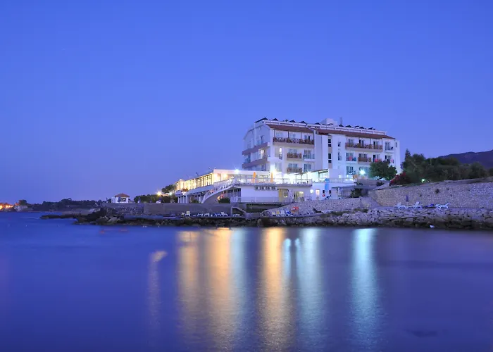 Manolya Hotel