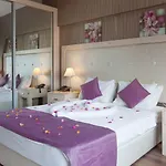 Hotel Manolya