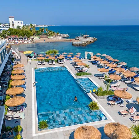 Otel Manolya Lapta