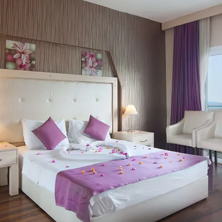 Manolya 3* Лапитос