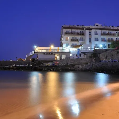 Manolya Otel 3*