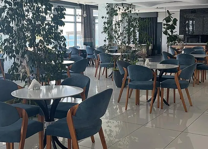 ホテル Manolya ラピソス