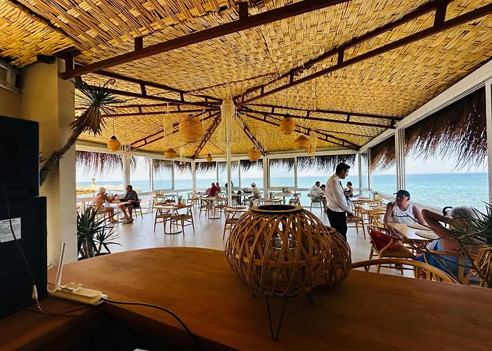 ホテル Manolya ラピソス