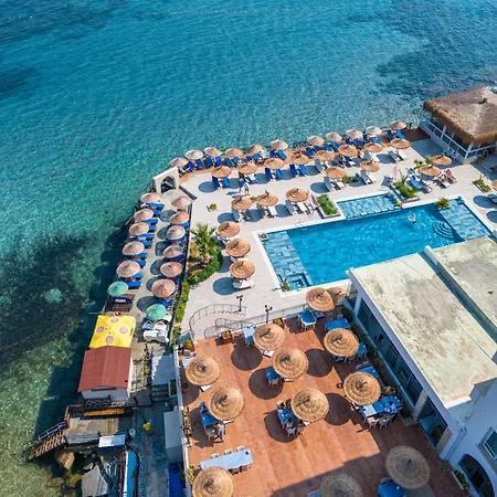 Manolya Hotel 3*
